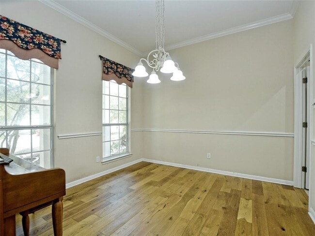 Building Photo - 809 Texas Trail