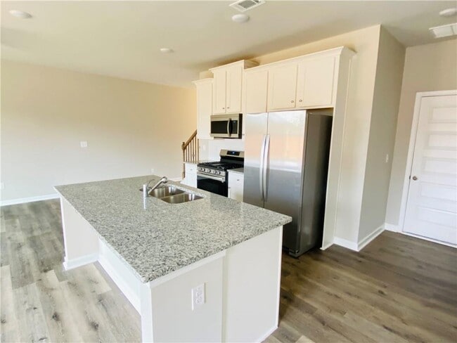 Building Photo - 3761 Prospect Point Dr