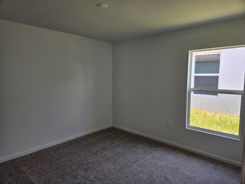 Building Photo - 2414 McKinley Dr