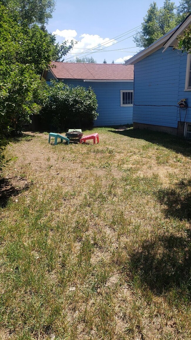 Building Photo - 803 E Flint St