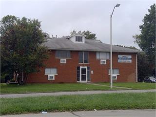 Primary Photo - 1921 Oxford Cir