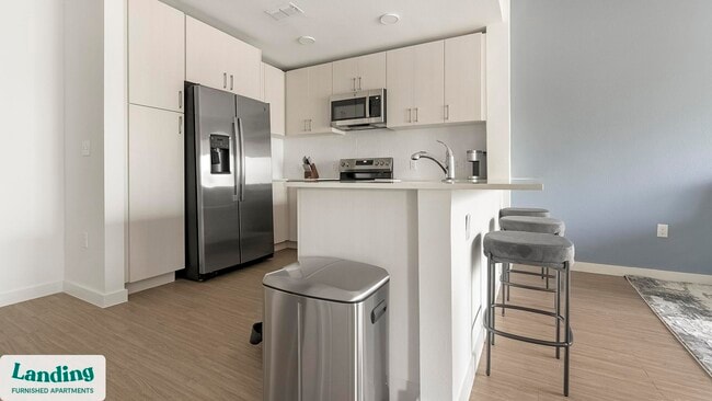 Building Photo - 7301 Lake Bank Lp