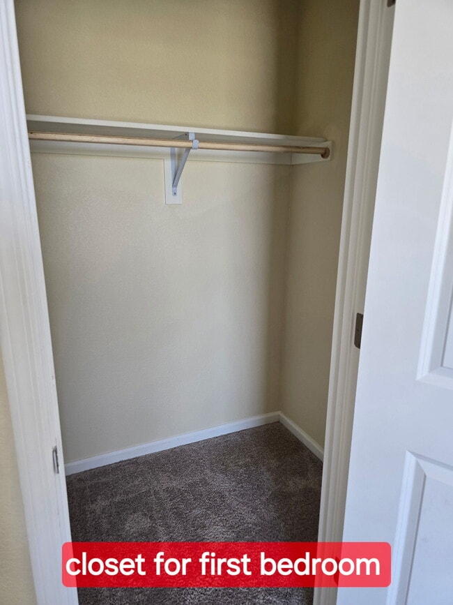 Building Photo - 2384 Tapatio Dr