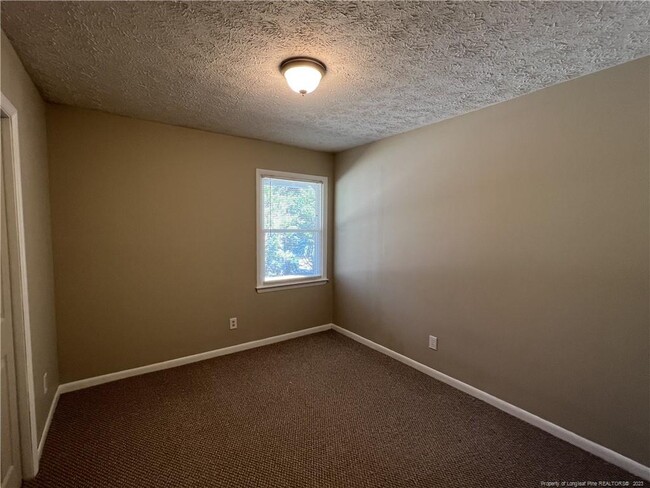 Building Photo - 114 Elfreth Ln