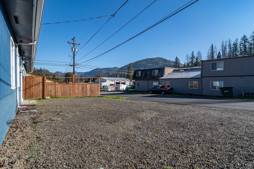 Parking Area - 510 Geary Dr