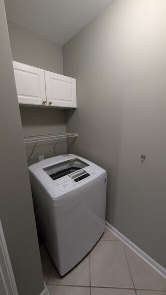 Building Photo - 3334 Peachtree Rd NE