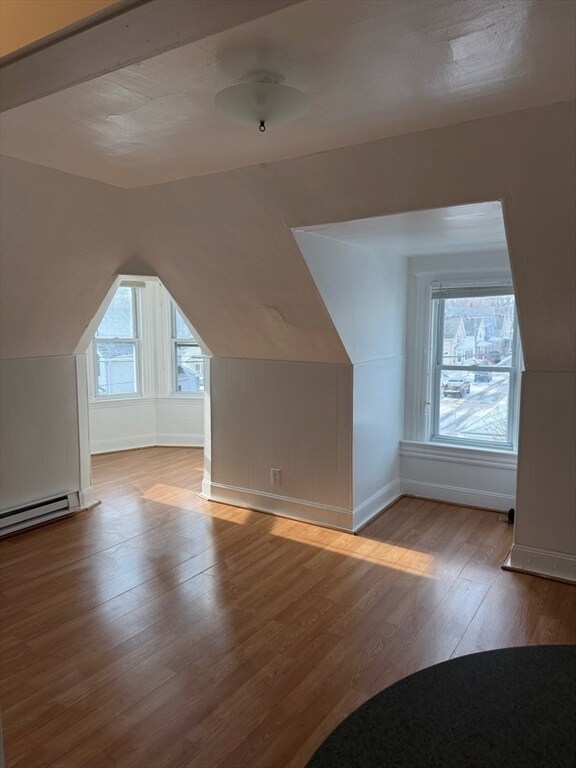 Building Photo - 39 Garden St