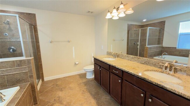 Building Photo - 13040 Overstreet Rd