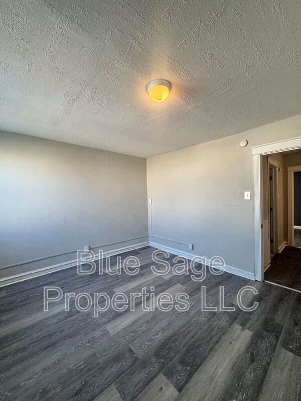 Building Photo - 145 N Madison Ave