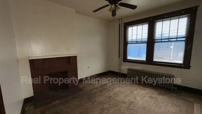 Building Photo - 1247 Chartiers Ave