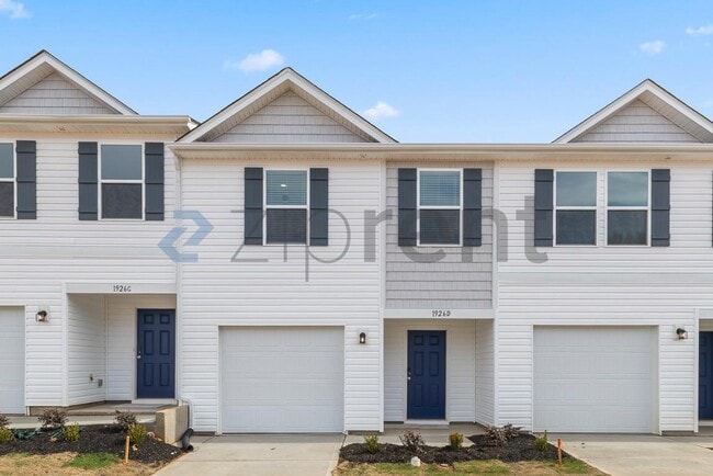 Building Photo - 1926 Tranquility Cir