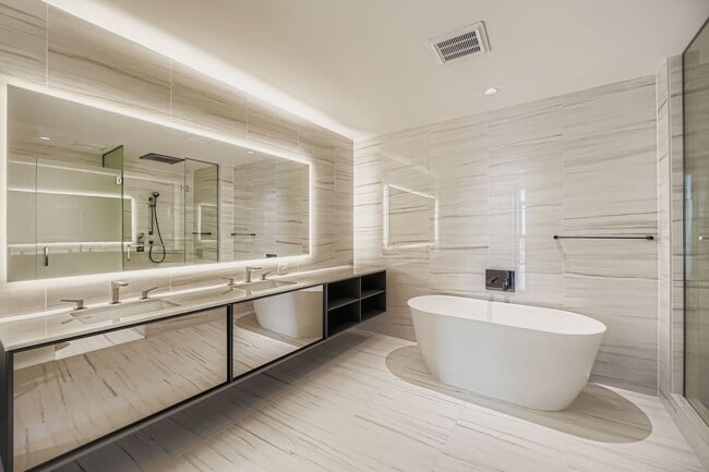 Building Photo - Avenue Estates Condominiums ~ Downtown Bel...