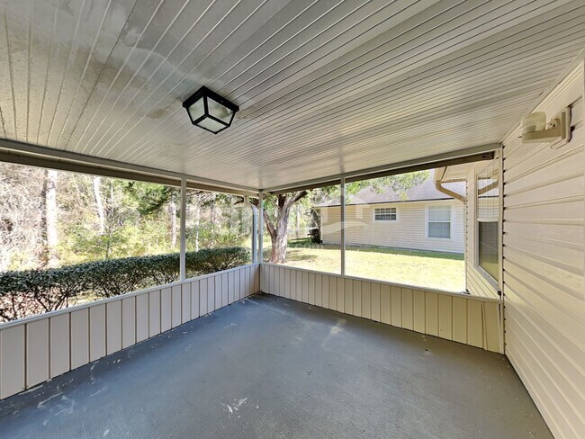 Building Photo - 7757 MacDougall Dr