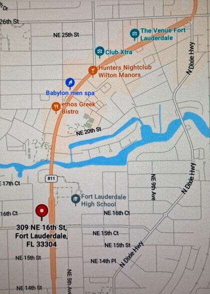 Close to Fort Lauderdale High School, two dozen restaurants/bars... and dozens of - 309 NE 16th St