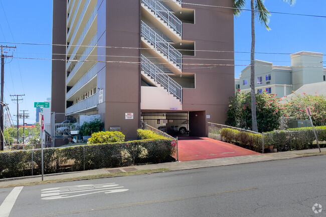Building Photo - Victoria Towers