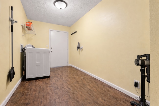 Building Photo - The Upgrade You Didn’t Know You Needed | Pre-Leasing for Summer 2026!