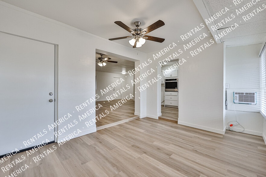 Building Photo - 12450 N Augusta Dr