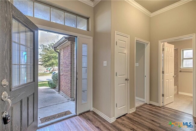 Building Photo - 609 Coventry Dr