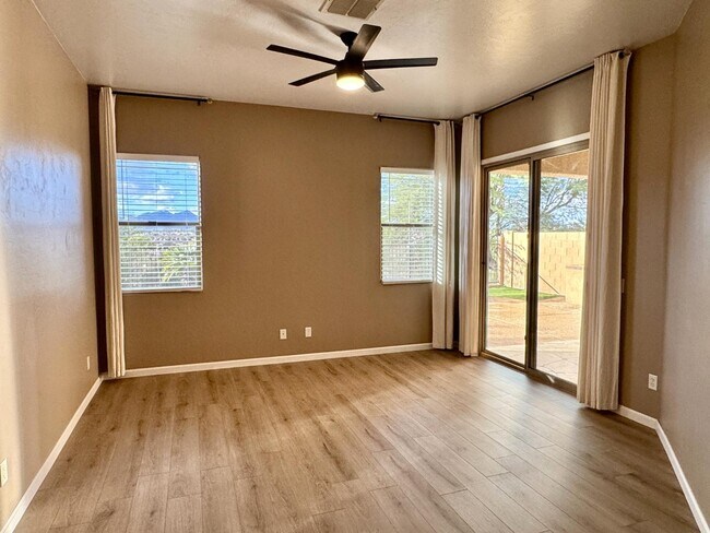 Building Photo - 13743 N High Mountain View Pl