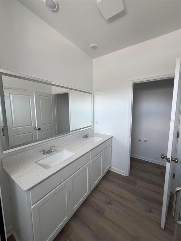 Building Photo - 5175 Loyalty Dr