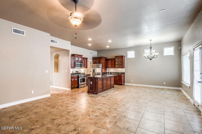 Building Photo - 3644 Almond Beach Dr