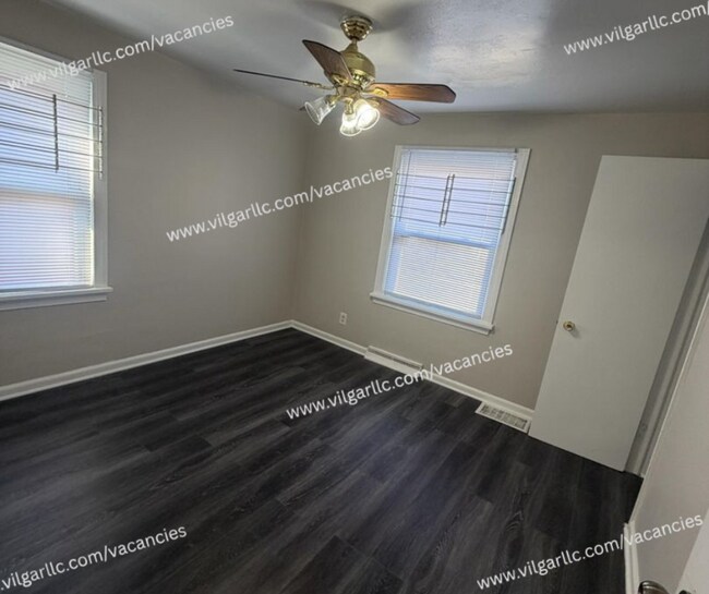 Building Photo - Spacious & well-appointed 3-Bedroom • 1-Bathroom Home