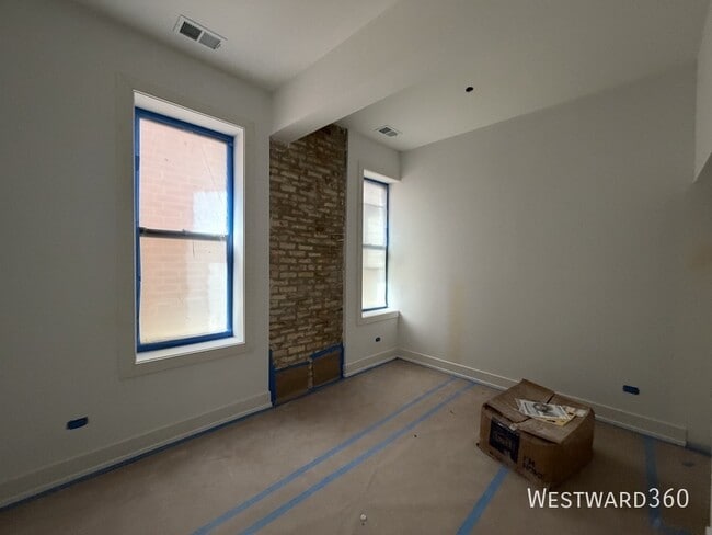 Building Photo - 1538 N Halsted St