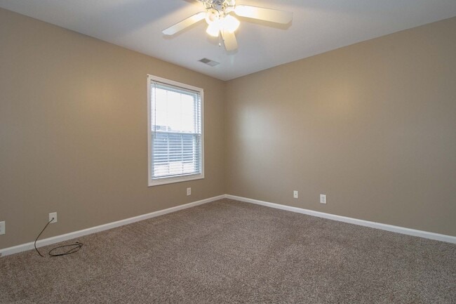 Building Photo - 284 Ballygar Ct