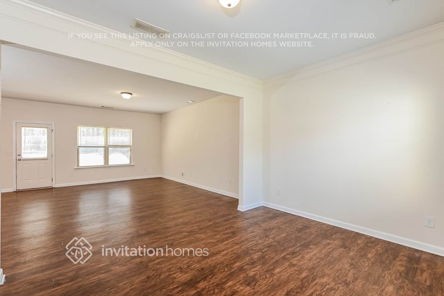 Building Photo - 4032 Oak Field Dr