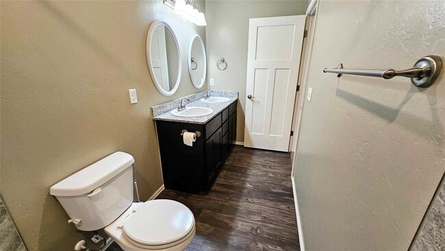 Building Photo - 8803 SW 45th St