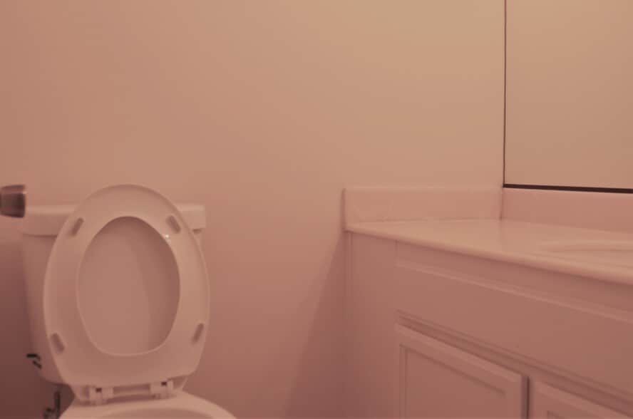 1/2 Bathroom - 330 Cordova St