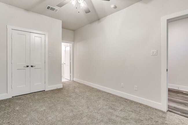 Building Photo - 3147 Forest Park Blvd