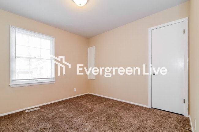 Building Photo - 3514 Harvest Ave