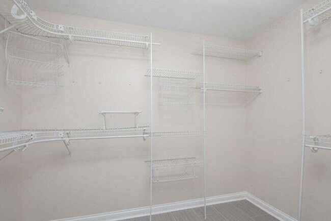 Building Photo - 3169 Caversham Park Ln