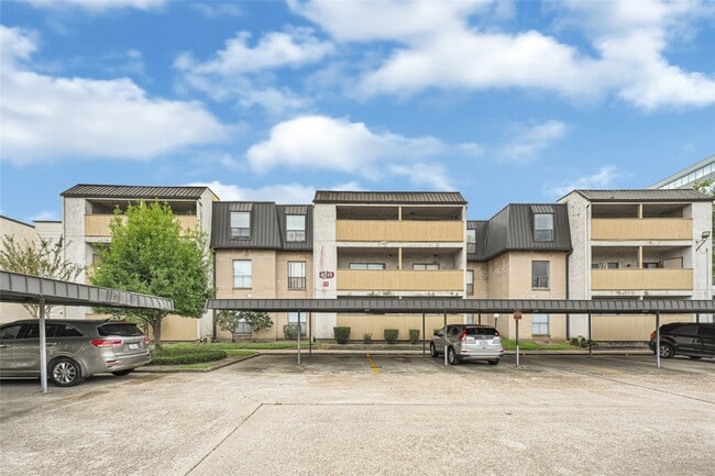 Building Photo - 8515 Hearth Dr