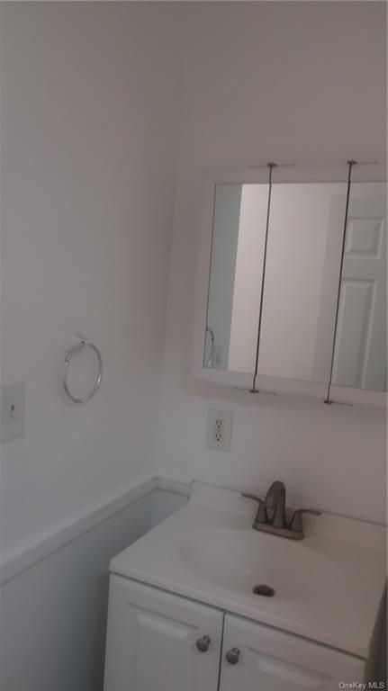 Building Photo - 1525 NY-208