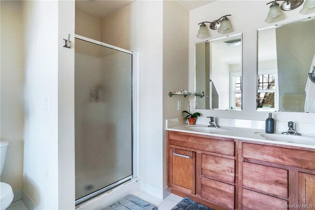 Building Photo - 297 W Post Rd