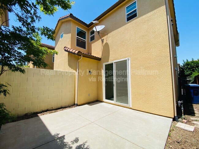 Building Photo - 3628 Elevations Way