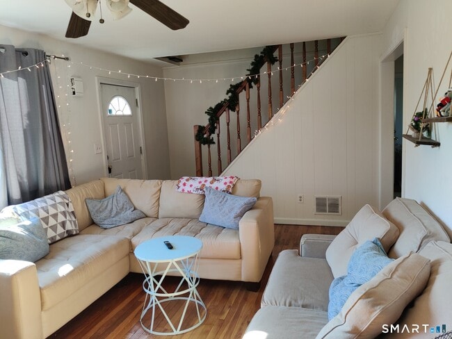 Building Photo - 100 Loftus Cir