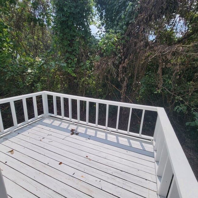 Building Photo - 3/2 -Bonus Room & Basement-Livingston
