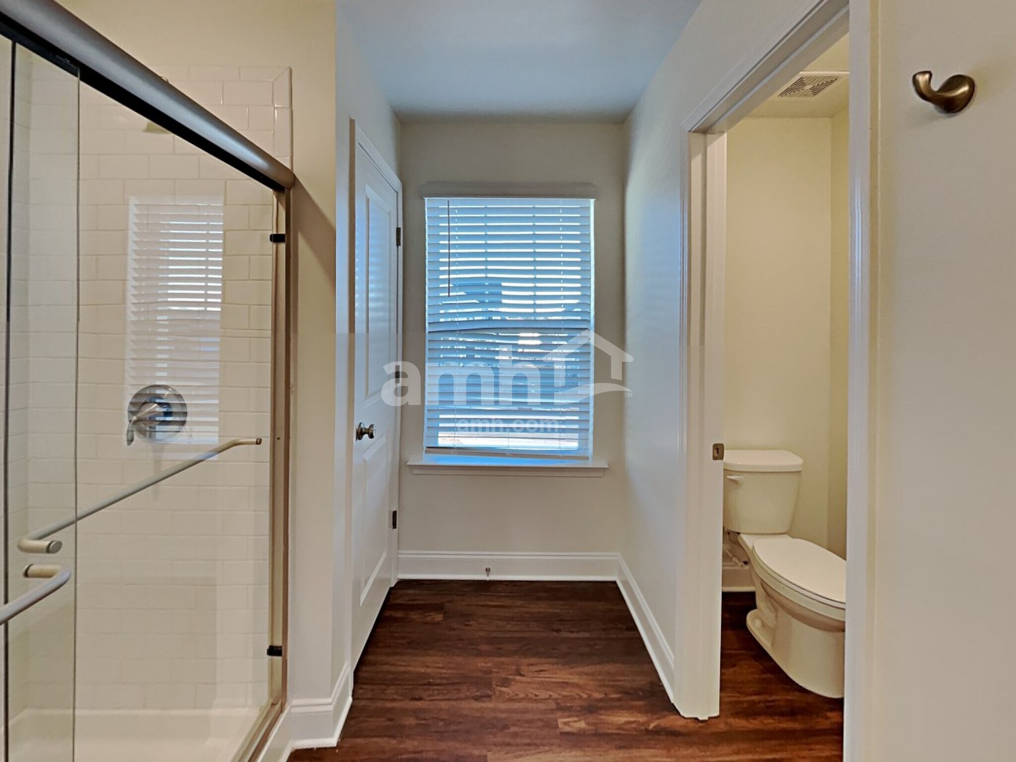 Building Photo - 415 Golden Maple Pl