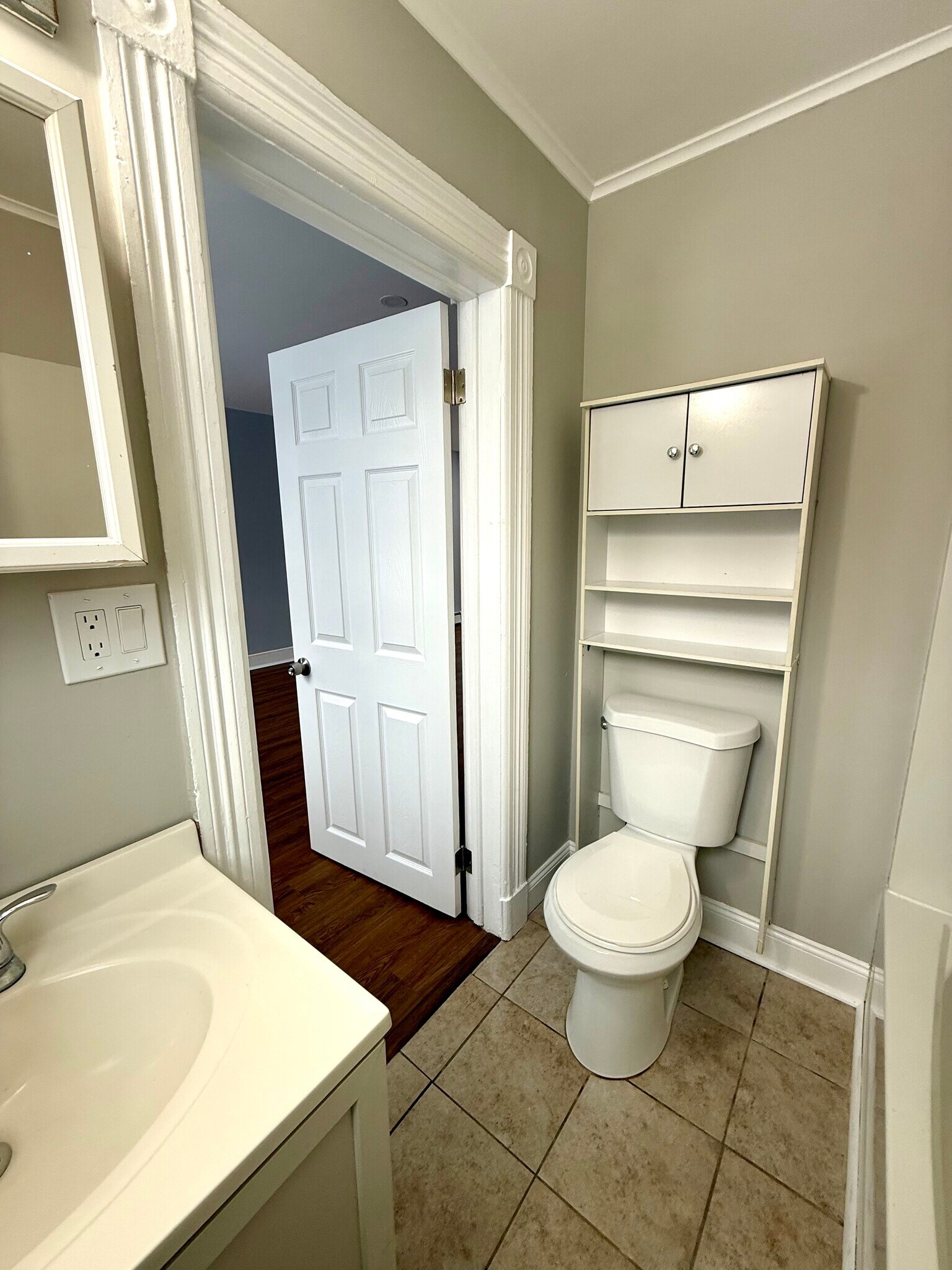 Building Photo - 45 Garfield St