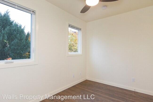Building Photo - 616 N 48th St