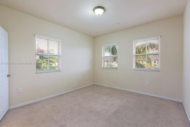 Building Photo - 8760 NW 97th Ave