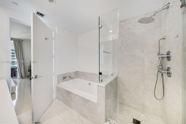 Building Photo - 488 NE 18th St