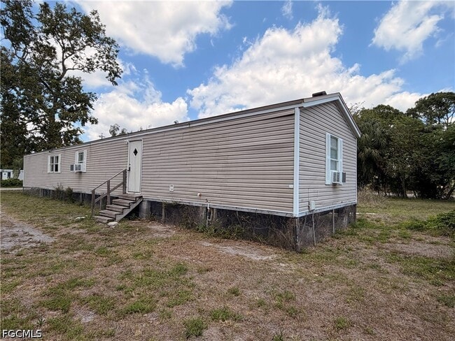 Building Photo - 8409 Grady Dr