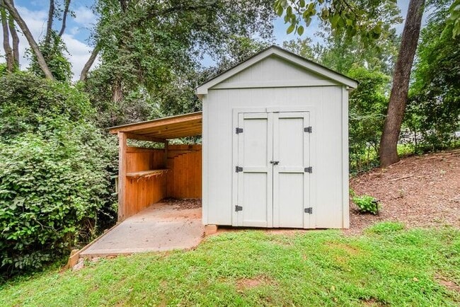 Building Photo - Space. Privacy. Possibility. — Your 3BR/3BA, 3 car garage, 1.43-Acre Charlotte Retreat Awaits!