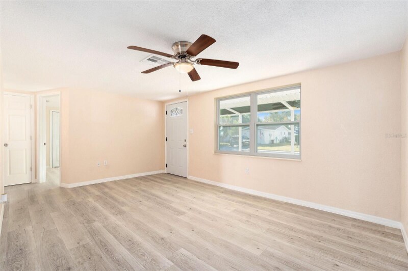 Building Photo - 7321 Parrot Dr