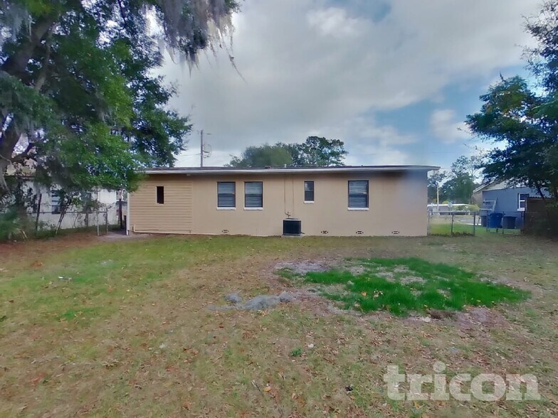 Building Photo - 10506 Dodd Rd