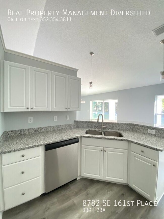 Building Photo - 8782 SE 161st Pl